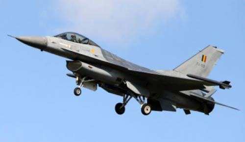 Ataque aéreo de la coalición internacional deja muertos en un poblado sirio